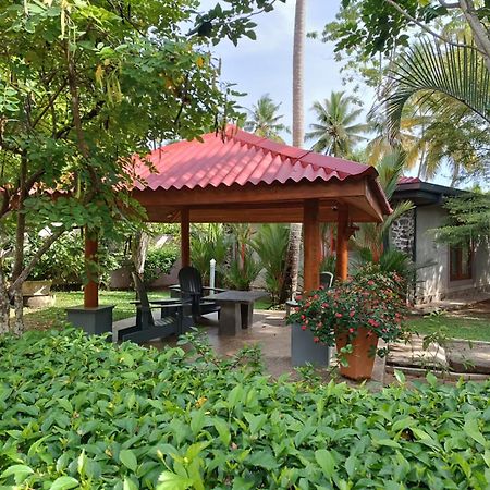 Avalon Village Resort Induruwa Ngoại thất bức ảnh