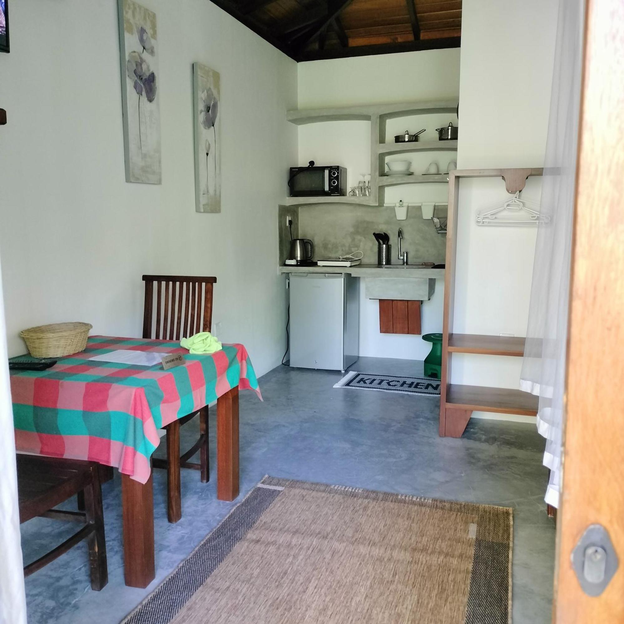 Avalon Village Resort Induruwa Ngoại thất bức ảnh