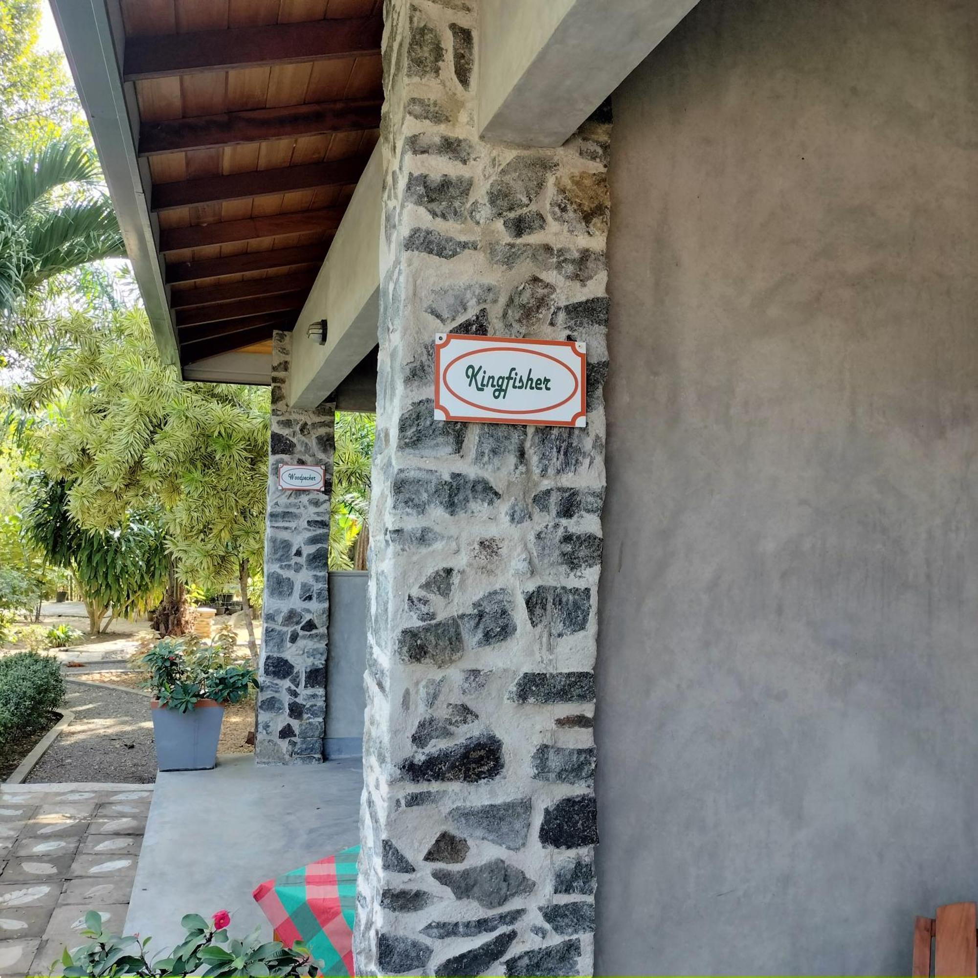 Avalon Village Resort Induruwa Ngoại thất bức ảnh