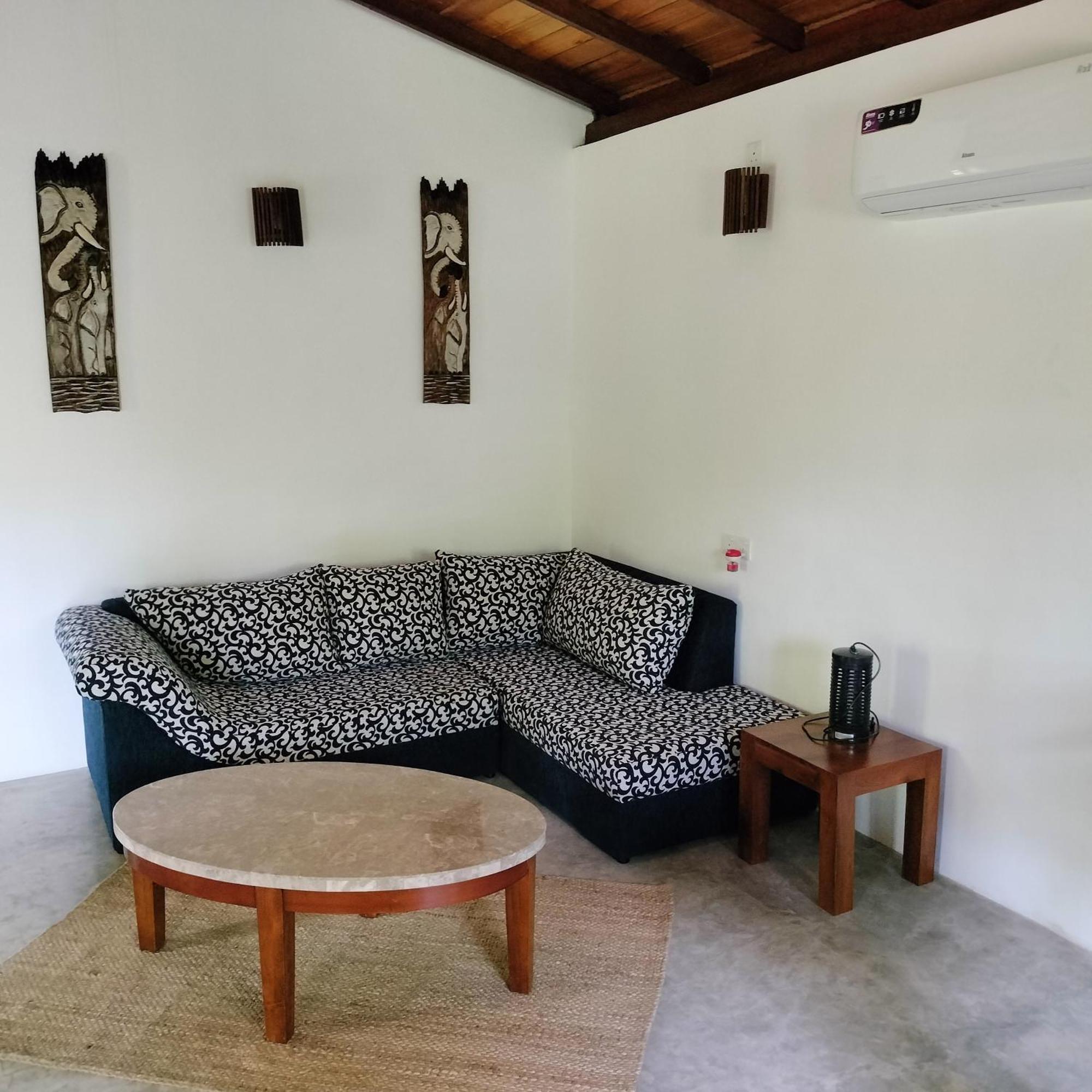 Avalon Village Resort Induruwa Ngoại thất bức ảnh